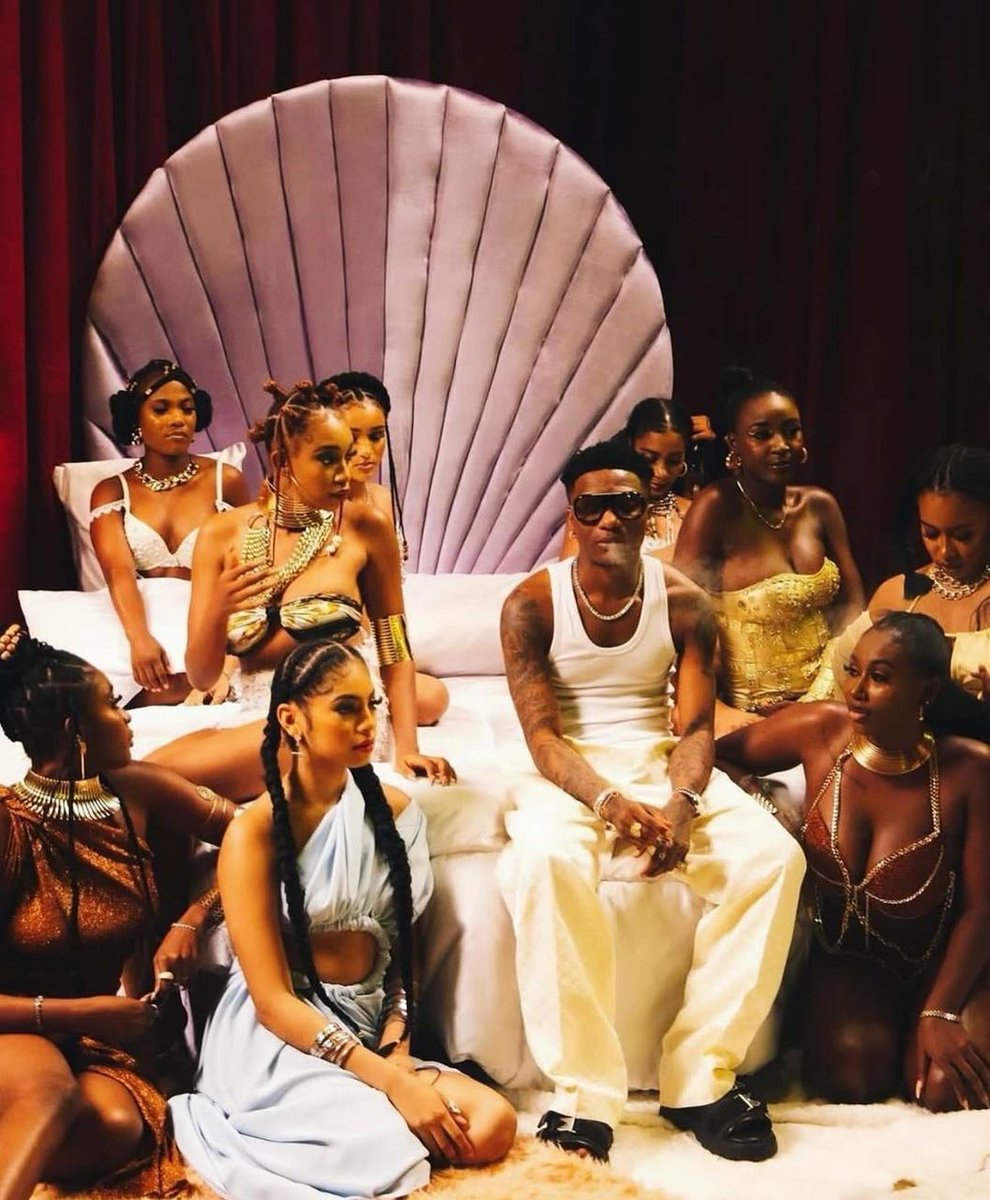 Bestwill8's tweet photo. The industry, the pretty girls, the game. The Man!!🥶 https://t.co/0KP08OJC67