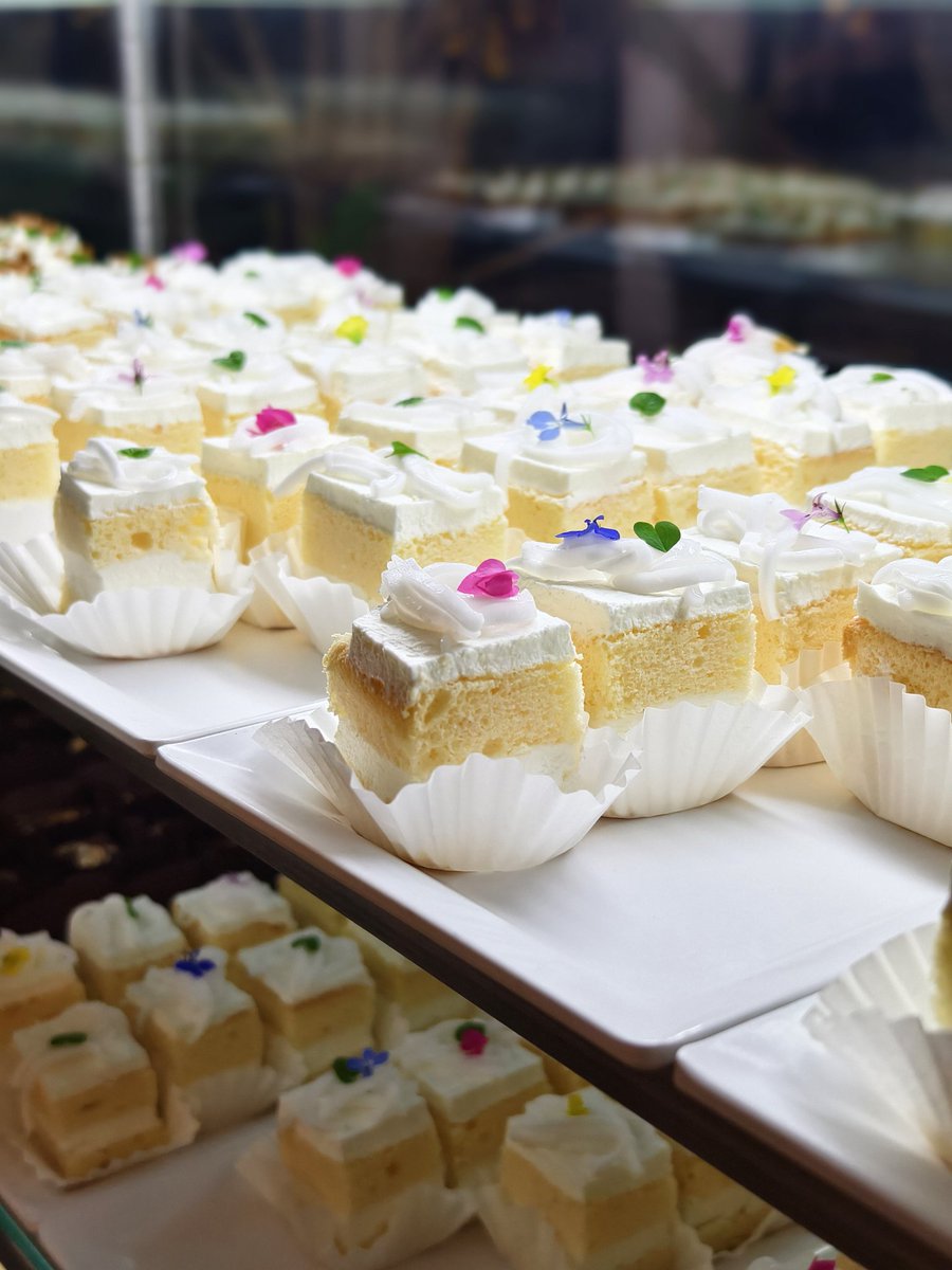 ตะเล ตะเล tweet media