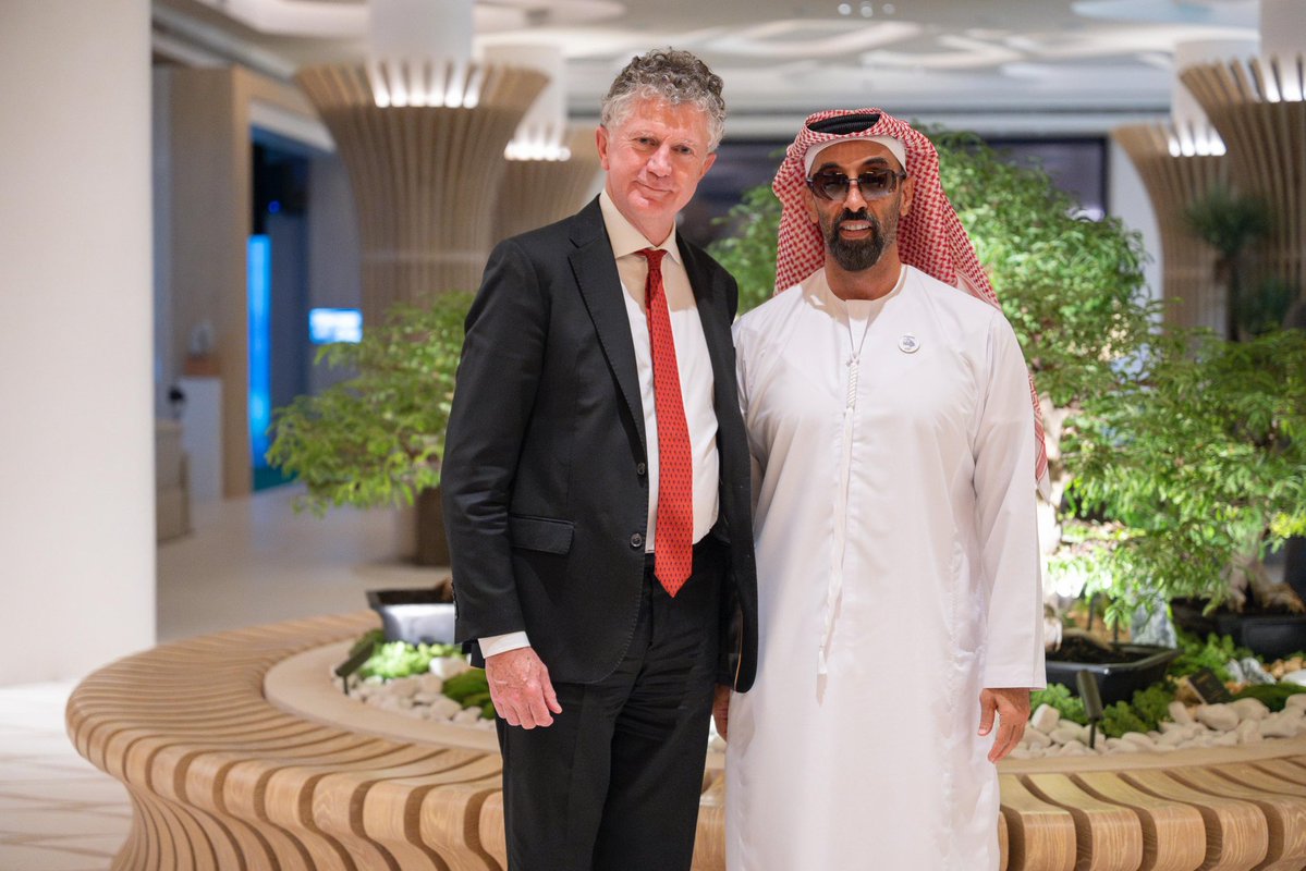 hhtbzayed's tweet image. استعرضت مع جوناثان باول، مستشار الأمن القومي البريطاني، وفارون شاندرا، المستشار الخاص لرئيس وزراء المملكة المتحدة للشؤون التجارية، مسار العلاقات الثنائية وافاق التعاون والفرص المشتركة لتعزيز الشراكة بين البلدين.

كما بحثنا آخر المستجدات في القضايا ذات الاهتمام المشترك، وسبل تعزيز…