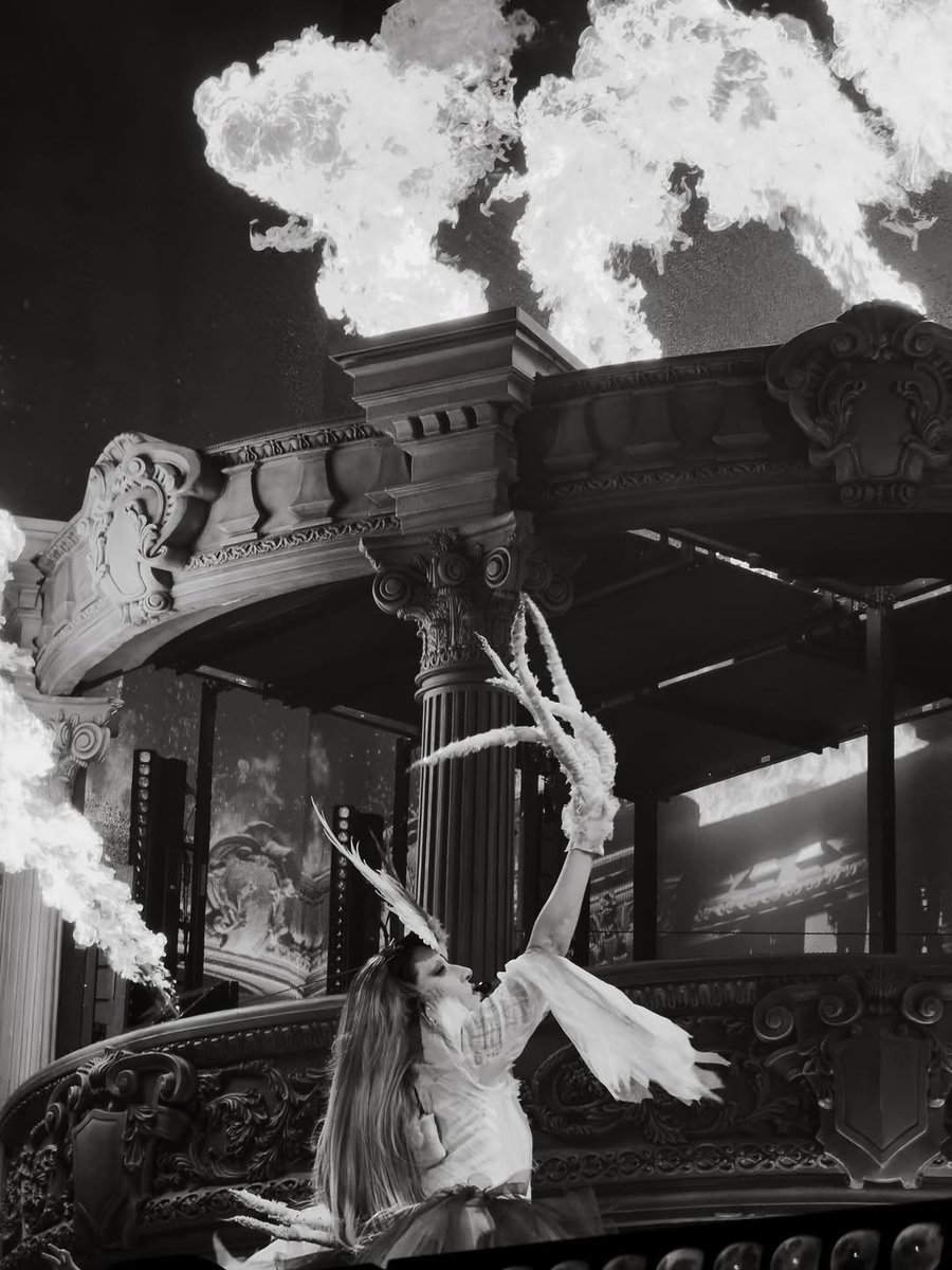 gagasourcelgs's tweet image. GAGA
THE MAYHEM BALL
SYDNEY