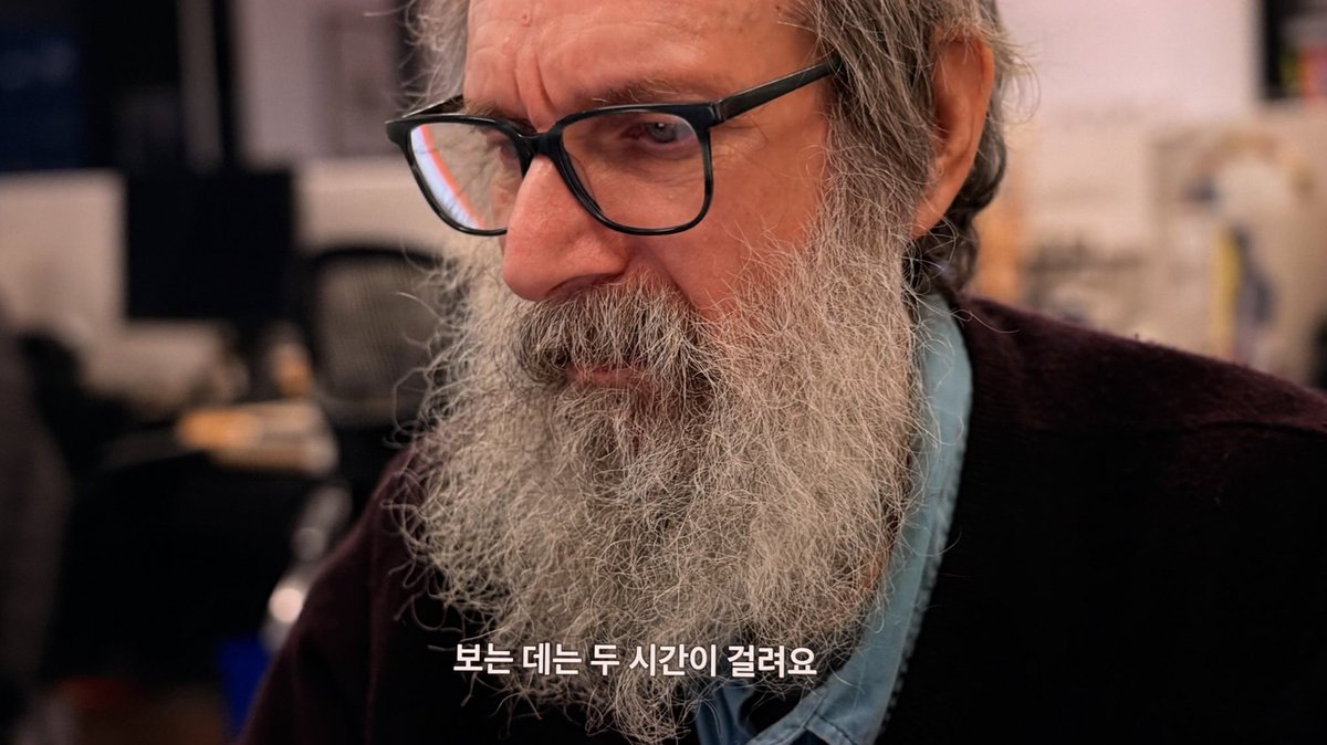 comesfullcircle's tweet photo. 넷플릭스 <뉴요커 100년의 이야기> 가벼운 마음으로 밥친구로 봣는데 너무 흥미롭고 재밋엇다.. 어떤 노동과 신념은 누군가의 삶에 예의를 갖추는 일이구나 https://t.co/r51Czp6VsC