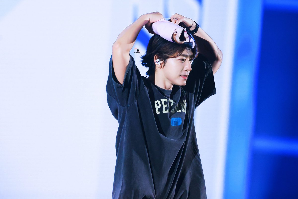 𝟐𝟓𝟏𝟐𝟏𝟑 𝐒𝐒𝟏𝟎 𝐢𝐧 𝐀𝐢𝐜𝐡𝐢

FROM DH’s LOVE❤️

#동해 #ドンへ  #donghae  #東海
#슈퍼주니어 #superjunior 
#SUPERSHOW #SUPERSHOW10
#20th_Anniversary_TOUR #japan