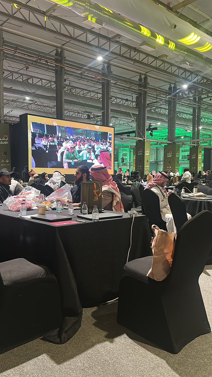 roo2022's tweet photo. #هاكاثون_أبشر_طويق 
اتمنى أفوز ولا أطاع https://t.co/hnsHCQ4zur