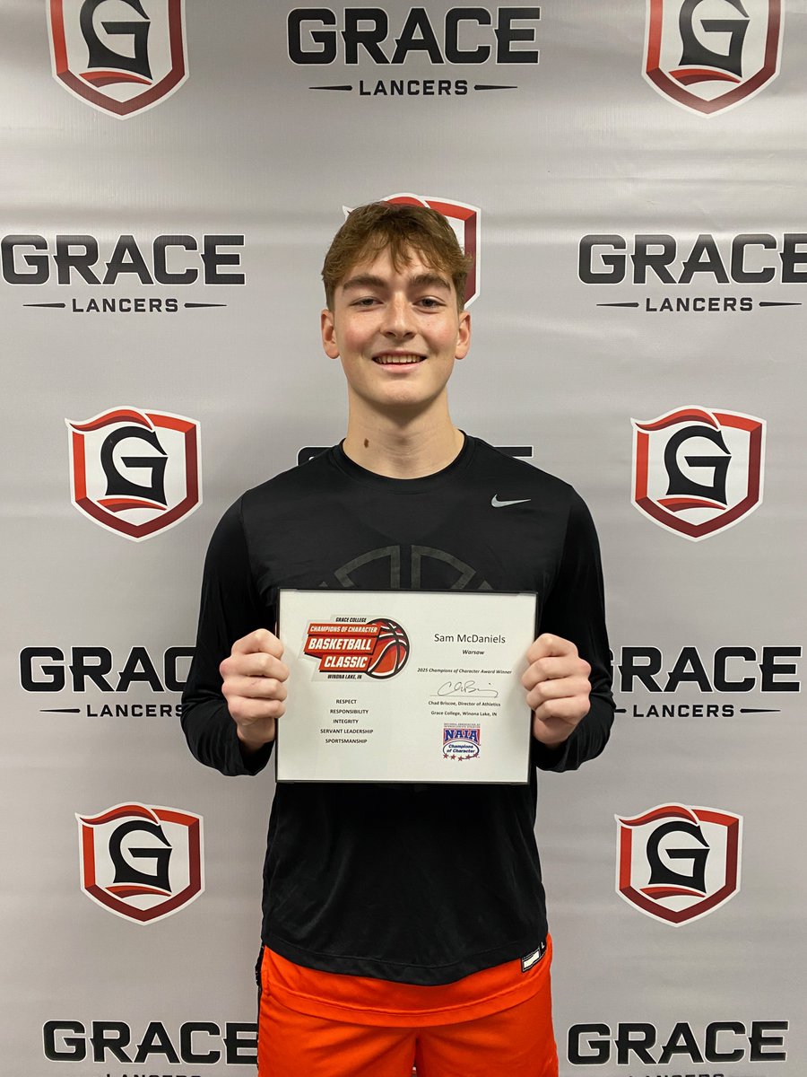 COCClassic's tweet image. Congrats to our Champions of Character winners for game two!

Christian Hammond (@BCBRAVESHOOPS)
Sam McDaniels (@warsaw_hoops)

#FaceOfSportsmanship