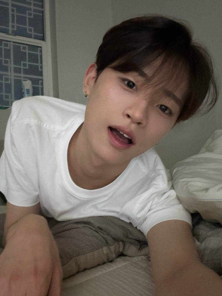 hehet06's tweet photo. 곡곡 https://t.co/2jyeGSJFd0