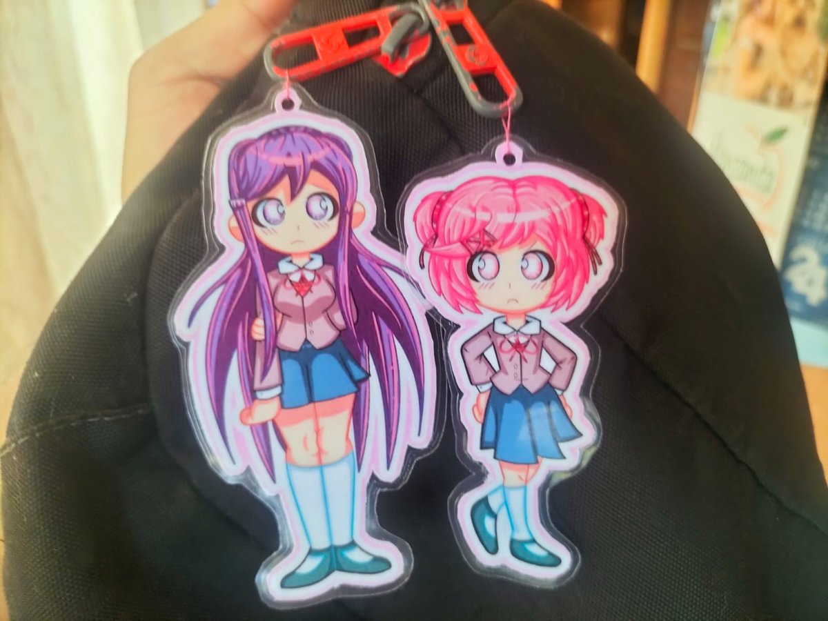 MichaelChronica's tweet photo. Hice estos dibujos de las Dokis hace tiempo y sentí que tenía que hacerlas en llaveros #DDLC #DokiDokiLiteratureClub #DokiGallery #fanart https://t.co/0fMsJZSjKv