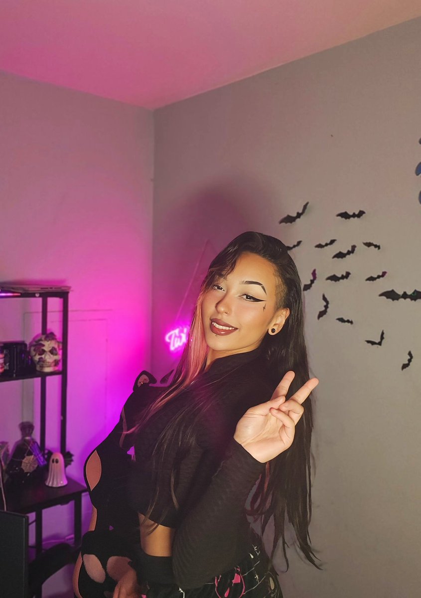 With V2 of <a href="/TheArena/">The Arena ⚔️</a> just around the corner, I just wanted to say how extremely proud I am to be apart of a community where I feel welcomed, where I'm free and accepted to be who I am. I've dreamed of a platform like this, I never thought it would be a reality. Thank you