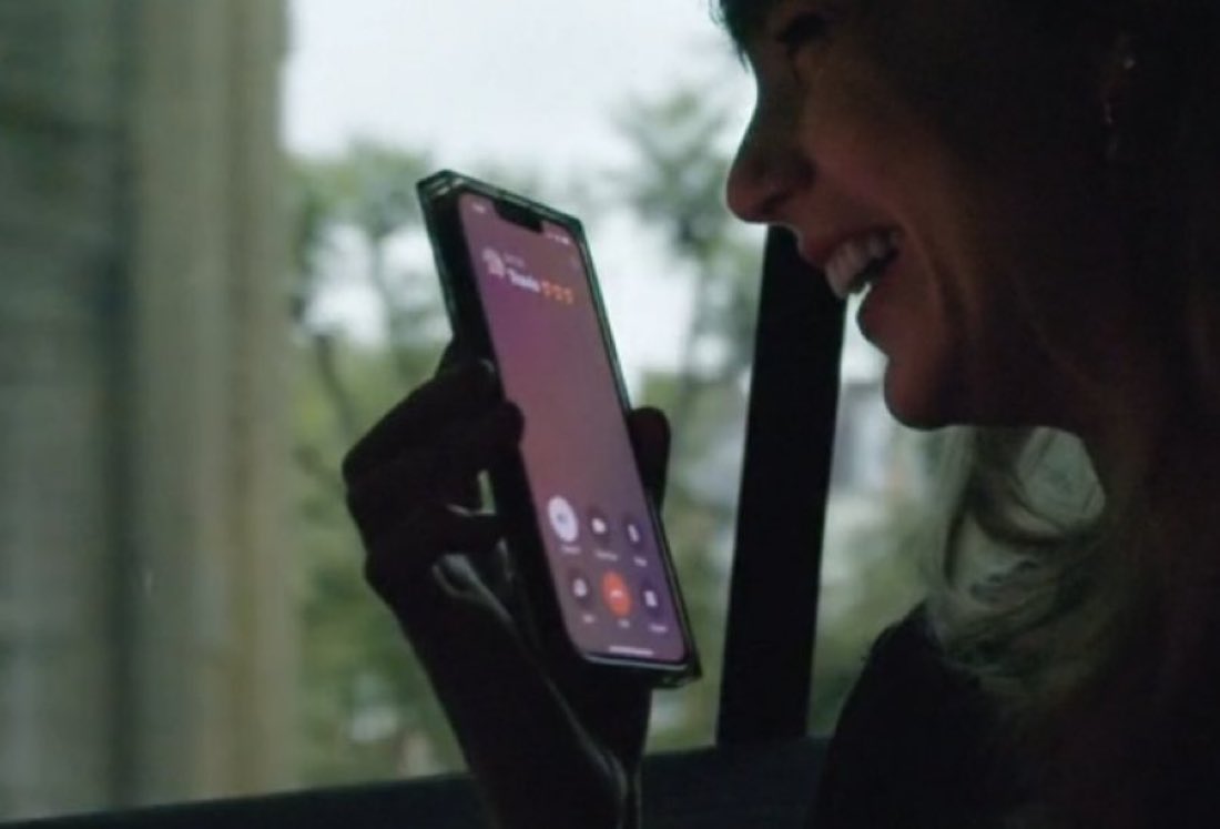 she’s so real for having trav in her phone as “Travis 🍆🍆🍆” 🤭