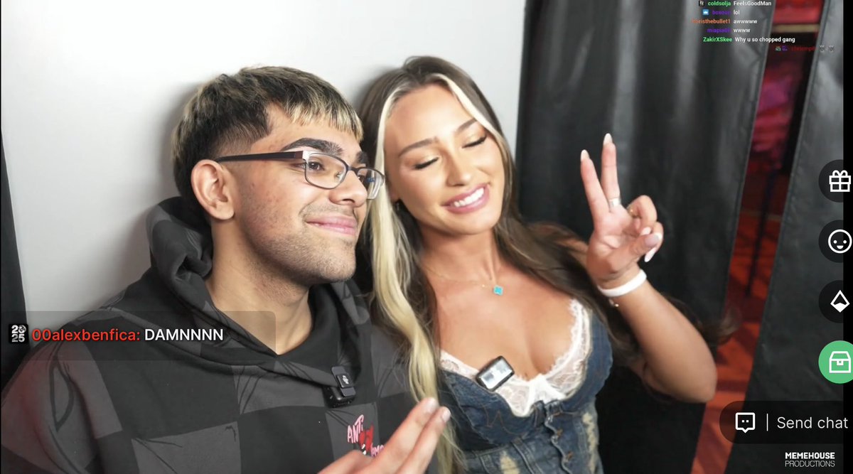 rex1997c's tweet image. Chloe who ? 💥💥💥