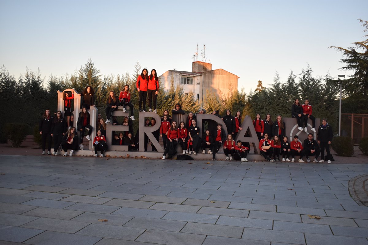 <a href="/FFCM_es/">FFCM</a> <a href="/veotechnologies/">Veo</a> <a href="/ilopezb90/">Ismael López Blanco</a> <a href="/FedExFutbol/">Fexfutbol</a> 🏁 Finaliza la jornada de descanso para #Navarra. 

😃 Día para disfrutar de la convivencia grupal de ambas selecciones que han visitado las zonas históricas de Emerita Augusta.

😍 La ciudad de Mérida nos está acogiendo en esta primera fase.

futnavarra.es/pnfg/NNws_ShwN…