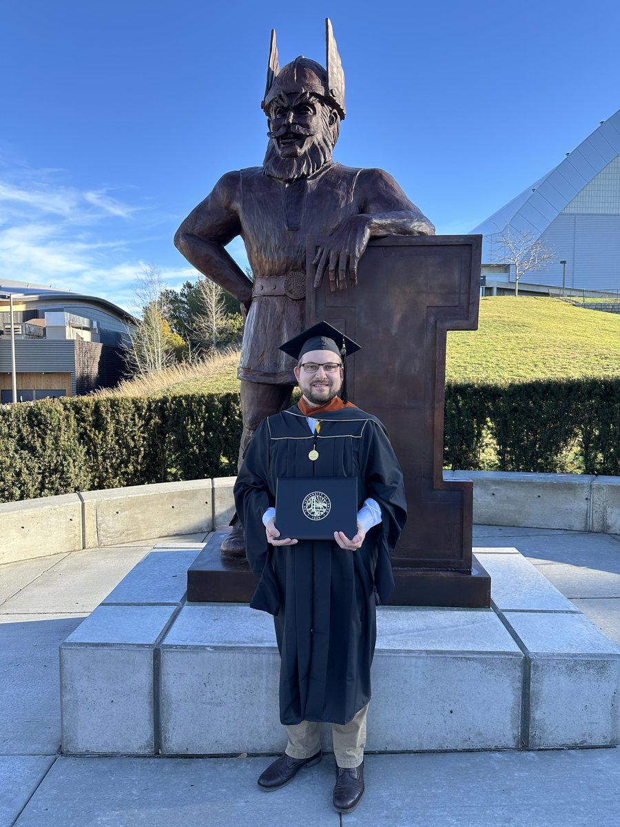 Mr. Freeman tweet media