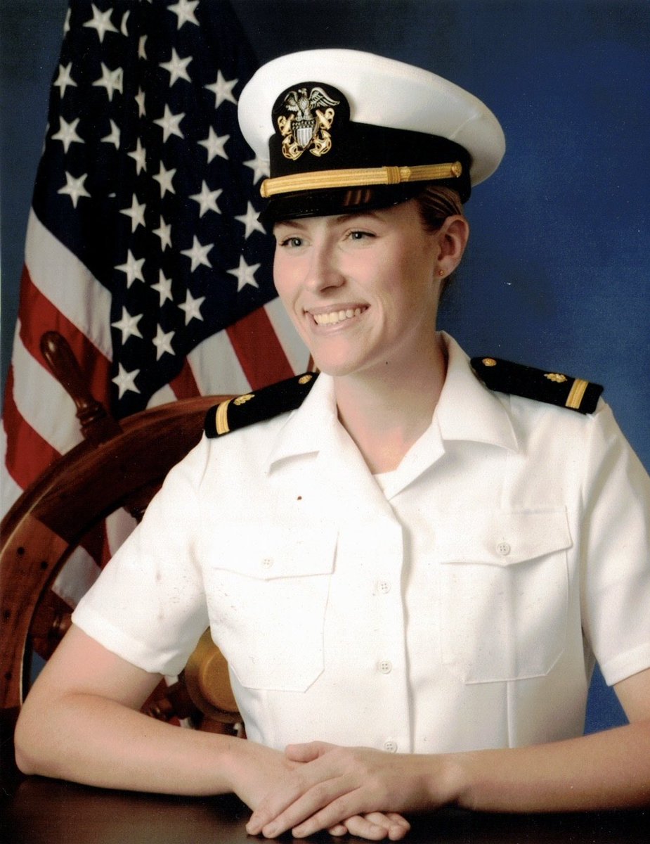iamtherealjay's tweet photo. Go Navy! Beat Army! 🫡

#GoNavyBeatArmy 
#GoNavy https://t.co/JeUuv0ebdM