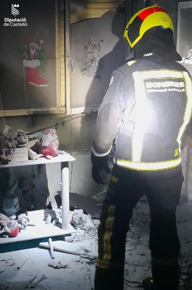 Bombers Dipcas tweet media