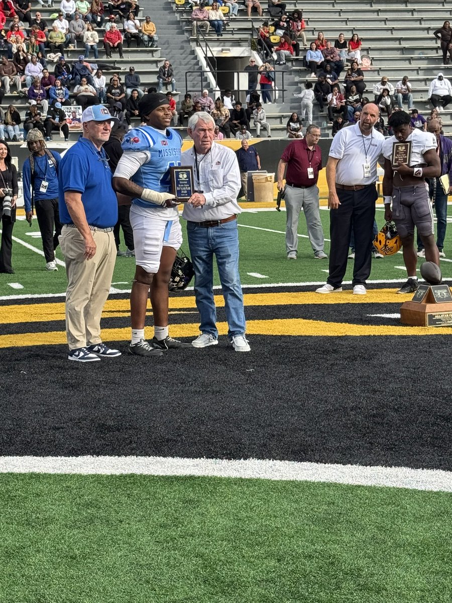 Brandon Shields tweet media