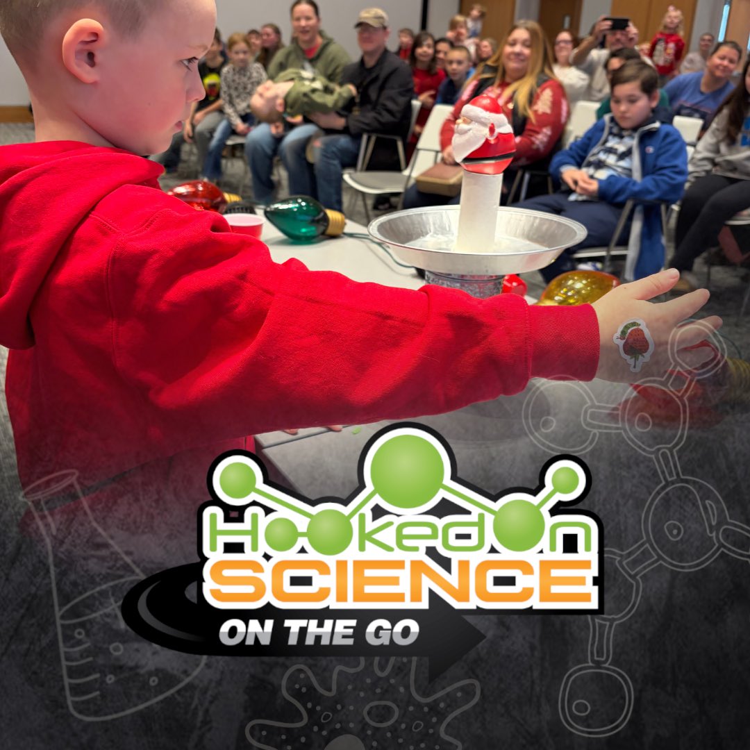 STEMLabOnTheGo's tweet photo. From a human powered Christmas light to a bag of snow, Santa Science FUN, at The Public Library of Youngstown &amp; Mahoning County, in Youngstown, OH. 🎄🎁🎅 #santascience #MrScience #HookedOnScience #STEMatthelibrary #youngstownohio https://t.co/C4WzcIw0YY