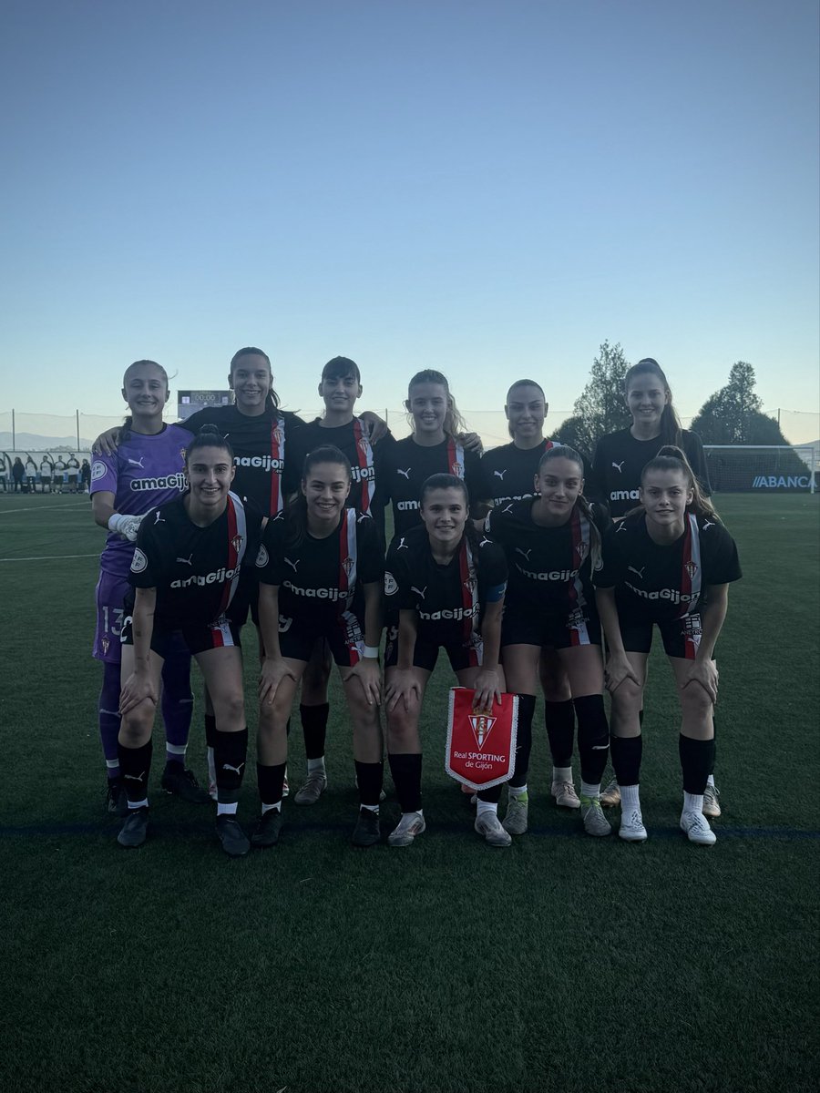RealSportingFem's tweet photo. 📝 𝑳𝒂 𝒄𝒓𝒐́𝒏𝒊𝒄𝒂.

El equipo suma un punto muy valioso en Vigo.

📎: https://t.co/CvK3uYIULS https://t.co/TTF6Y6Mc15