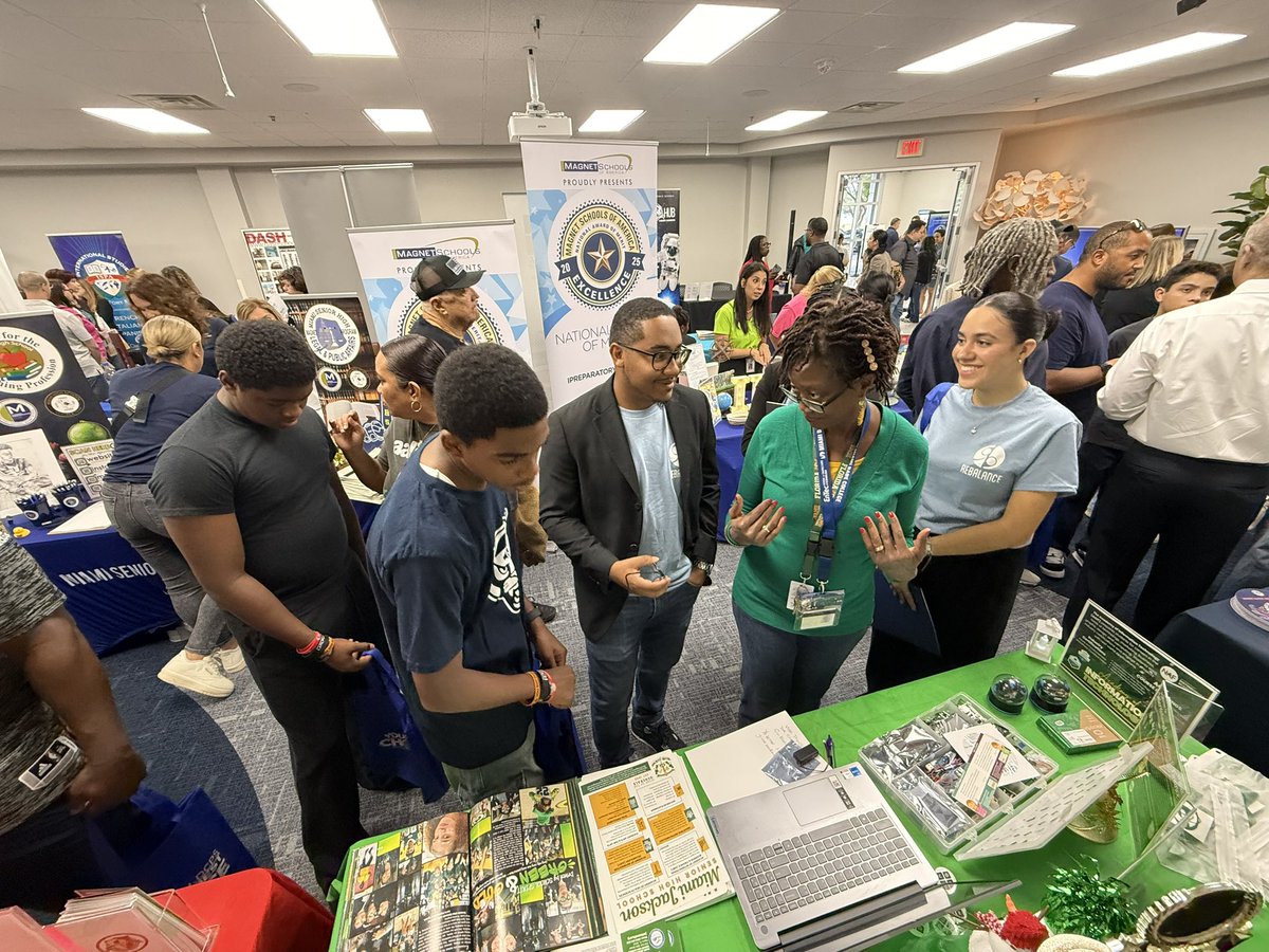 Miami Jackson Senior High tweet media