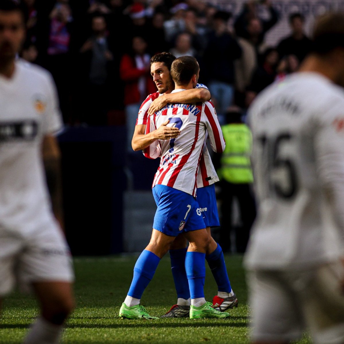 Victoria con dedicatoria especial 🧑‍🧑‍🧒‍🧒❤️ ¡Seguimos! 💪🏼 #AúpaAtleti