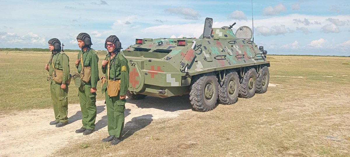 EjrcitoOrienta1's tweet image. Jóvenes combatientes pertenecientes a la Región Militar de Holguín participan en las actividades de incremento de la Preparación Combativa.
Al llamado de la Patria la juventud, PRESENTE!!!
#FARCuba
