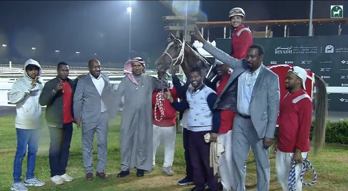 🥇🥇🥇🥇Póker para <a href="/RicardoSousaFe/">Ricardo Sousa</a> en <a href="/JCSA_Racing/">JCSA</a> 

‼️🏆Victoria con los colores del Prince Faisal en el JCSA Board of Directors Cup (Grupo 3 Local)

9️⃣Triunfos para el portugués esta semana en Riad.