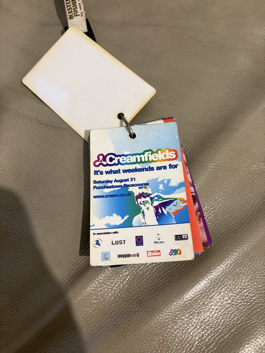 jmc4869's tweet photo. Found this today last time creamfields was in Ireland I think. What a day and what a lineup https://t.co/QjUAoBaDJb