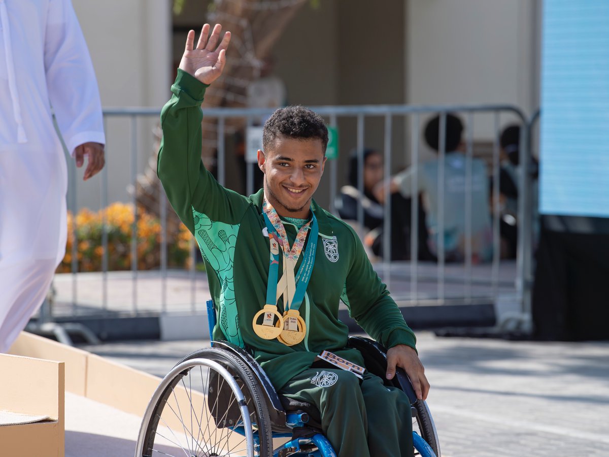 تتويــج الأبطـــال 💚

▪️البراء القرني 🥇🥇🥇
• 400م (T54)
• 800م (T54)
• 100م (T54)

#فريق_السعودية | #نشجعك