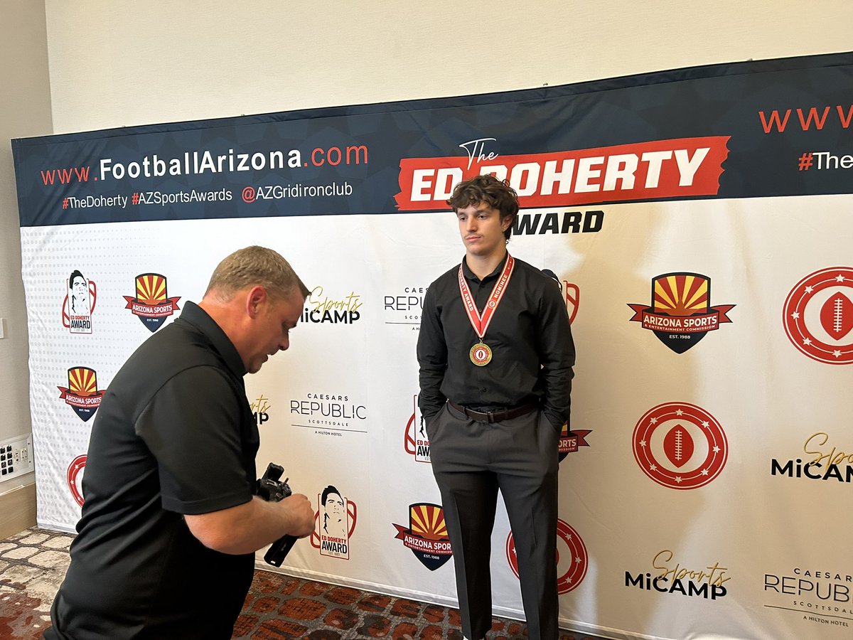 EpicSportsTV's tweet photo. Weβre LIVE from the #EdDoherty Award Media Day at @CaesarsAZ! Join us! ποΈππ₯
πΊ https://t.co/fezLOFDlIw https://t.co/VQ7Fh2lIRc