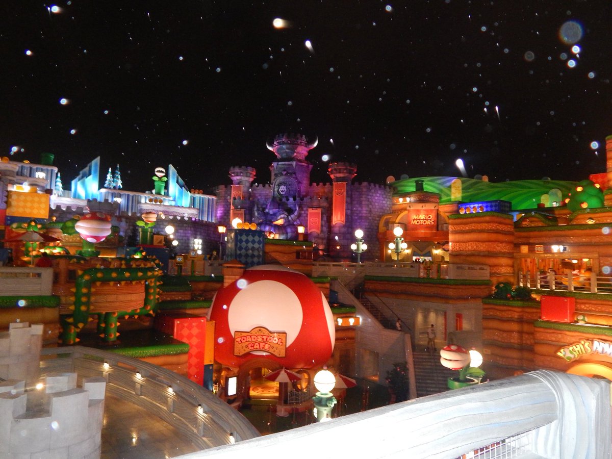chowdermeows's tweet image. photos from my trip to #SuperNintendoWorld 💫 @NintendoAmerica