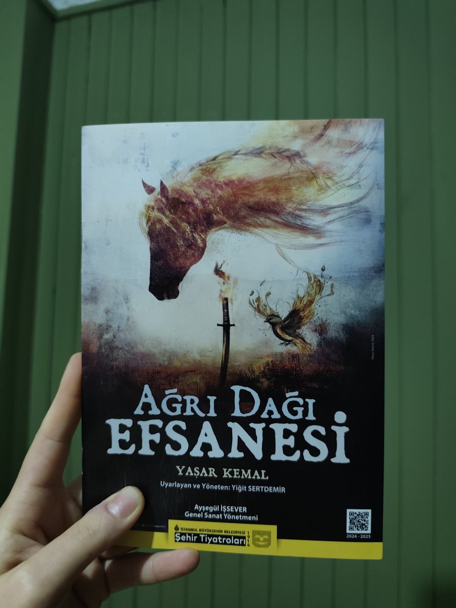 yaavhehew's tweet photo. Kavuşursan masal olur.
Kavuşamazsan efsane.
Masal olamayanların efsanesi...
Ağrı dağı efsanesi... https://t.co/JSPcyoDWV2