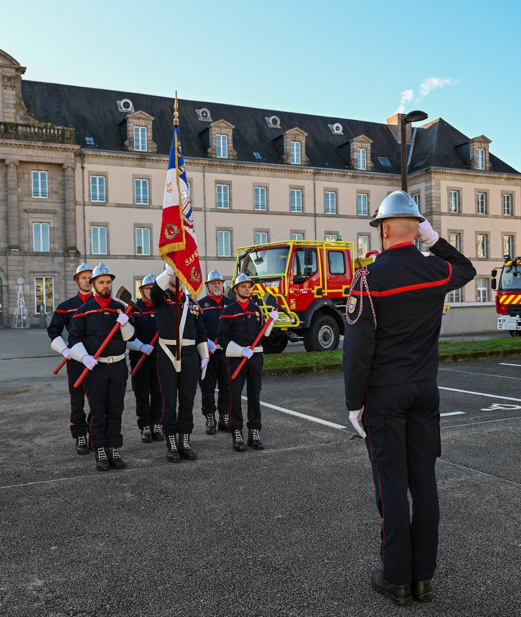 Sdis_87's tweet photo. #SainteBarbe2025 
Aujourd’hui, les sapeurs #pompiers de la #HauteVienne ont célébré la Sainte-Barbe lors d’une cérémonie départementale à l’hôtel du département 
@Prefet87 @Udsp87 https://t.co/WHRAomnhjd