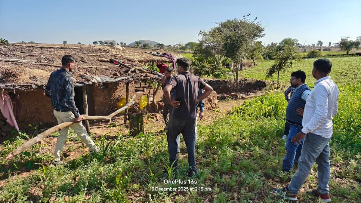 #झालावाड़_सर्किल में ऑपरेशन ऊर्जा प्रहार के तहत की बड़ी कार्यवाही... अनेक अवैध ट्रांसफार्मर को उतारा गया...
<a href="/RajCMO/">CMO Rajasthan</a>  <a href="/hlnagar/">Heeralal Nagar</a> <a href="/artizzzz/">Arti Dogra</a> <a href="/RajGovOfficial/">Government of Rajasthan</a> <a href="/JVVNLCCare/">Jaipur Vidyut Vitran Nigam</a> <a href="/AITUC_UnionRaj/">राजस्थान बिजली वर्कर्स फैडरेशन (एटक/AITUC)</a>