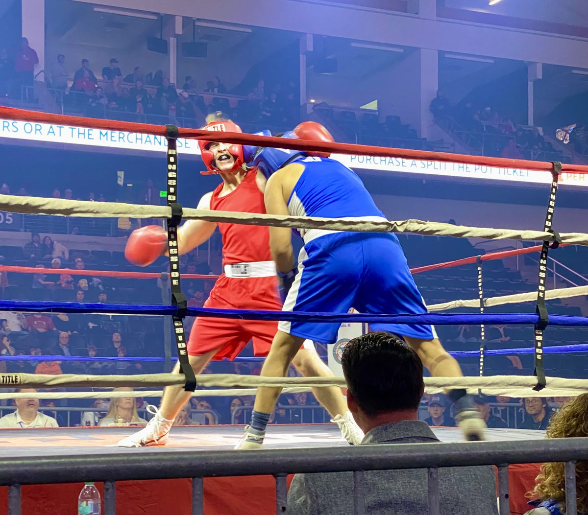 Ringside at Blue Collar Boxing last night benefiting the <a href="/OmahaFed/">Omaha Federation of Labor</a> &amp; <a href="/UWMidlands/">United Way of the Midlands</a>. Record attendance. Record donations. 
Respect the blue-collar community. Respect unions. Respect the trades. They are the backbone of our economy and our community.
#UnionStrong #BlueCollar #Trades