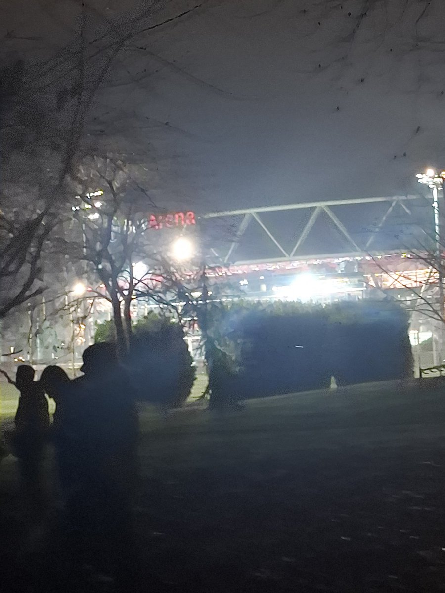 Hopfeeen's tweet image. Hässlich