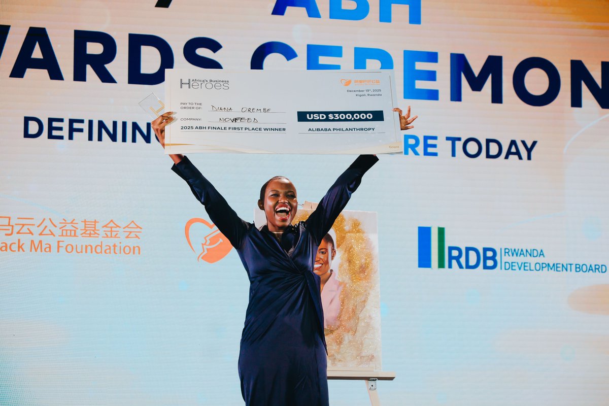 rbarwanda's tweet photo. 📸AMAFOTO📸

Umunya-Tanzania Diana Orembe washinze akaba anayobora Ikigo NovFeed gikora ibiribwa by’amatungo by’umwihariko amafi, yegukanye Irushanwa rya “Africa’s Business Heroes”, ryabaga ku nshuro ya karindwi.

Muri iri rushanwa rishyigikira ishoramari rya ba rwiyemezamirimo bo ku Mugabane wa Afurika, Orembe yahembwe $300,000 mu gihe Abraham Mbuthia washinze Uzapoint Technologies itanga serivisi z’ikoranabuhanga yahawe $250,000 na ho Adriaan Kruger ufite Ikigo gitanga serivisi z’Ubuvuzi bushingiye ku bushakashatsi, NuvoteQ, yagenewe $150,000. #RBAAmakuru #ABH2025