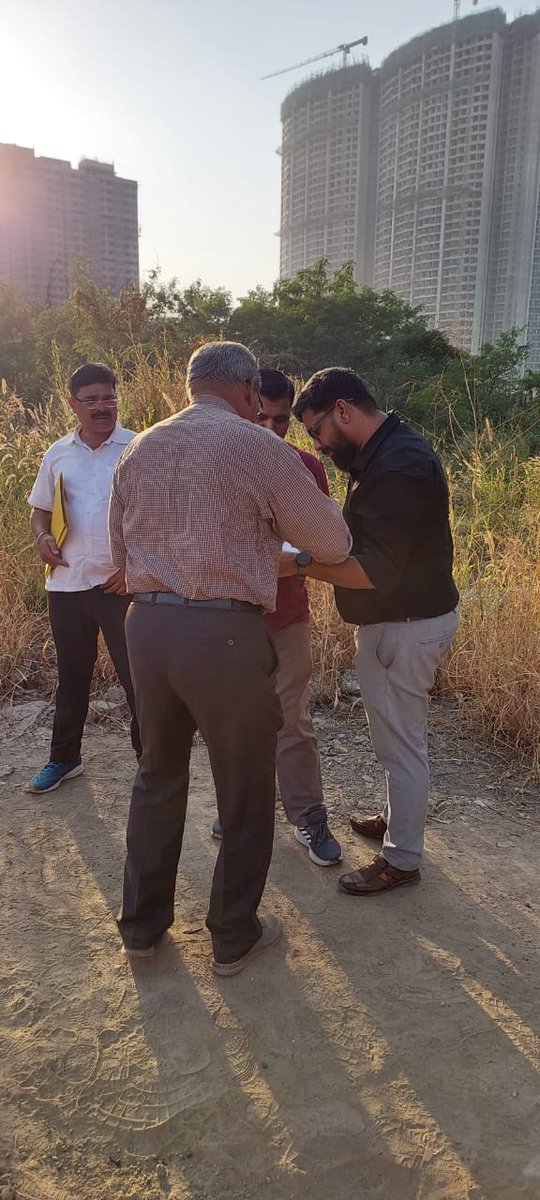 sudhish0211's tweet photo. Site visit for panchnama by #EOW team at #Adhiraj Samyama , Kharghar site.
This looks like a war affected land https://t.co/fTiCD5ov9f