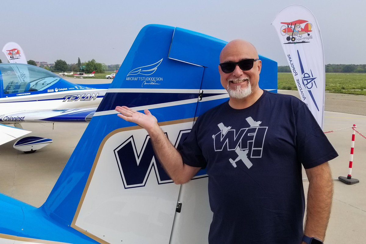 Buon compleanno al guru del design aeronautico <a href="/McPecos/">Mirco Pecorari</a> ideatore
delle livree del #weflyteam 💙