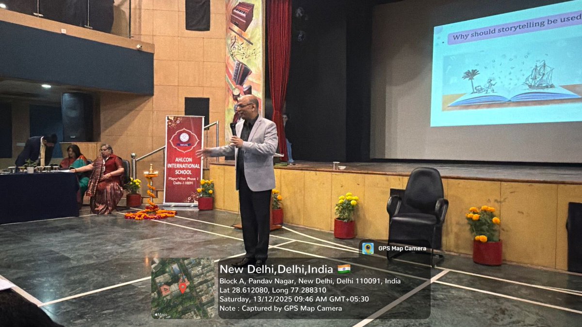 kanchansha83140's tweet photo. Exploring the power of storytelling as a pedagogy✨📚
Today’s workshop on storytelling reminded me that stories don’t just teach, they transform.✨🌸
#Cbpworkshop #storytellingworkshop
@ashokkp @y_sanjay @pntduggal @ShandilyaPooja @shikha_kwatra @sdg4all https://t.co/ylUowNj0V3