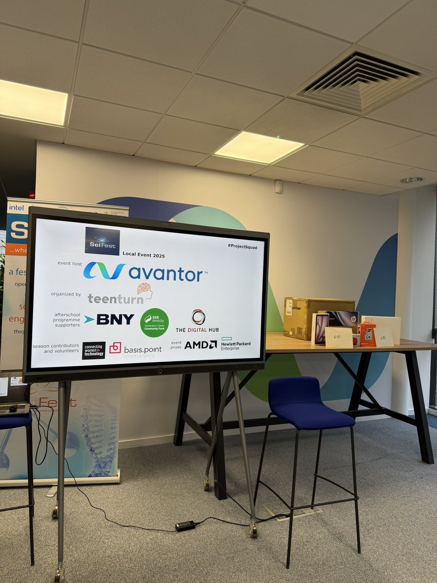 TeenTurn's tweet photo. Now the moment we have all been waiting for Teen Turn project squad awards ! 🥁
Thank you for all our amazing sponsors ❤️
@Avantor_News @SciFest4STEM #projectsquad https://t.co/64SILkMjWx