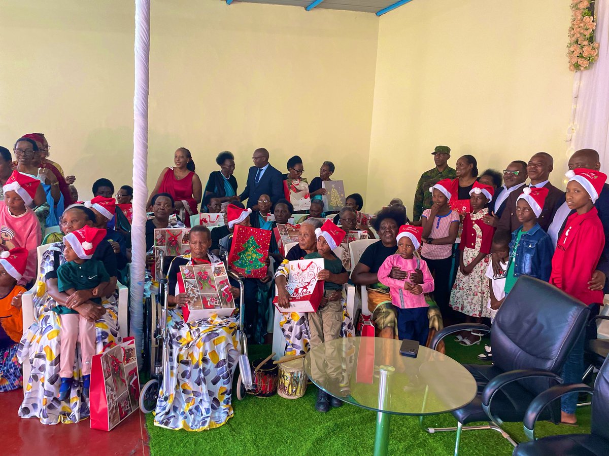 Unity Club tweet media