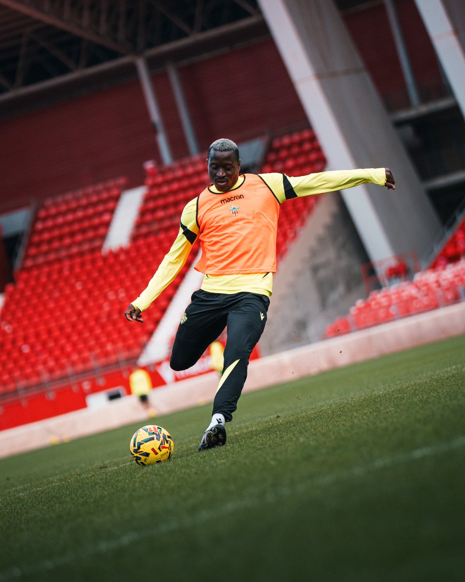 ✅ 明日の対戦に向けた最終トレーニングが完了！