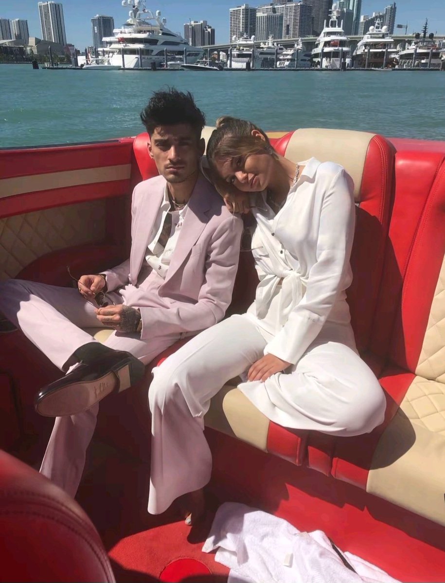 Throwback of Zayn Malik and Sofia Jamora for the Let Me MV! via sofiabjamora, image size:915x1200