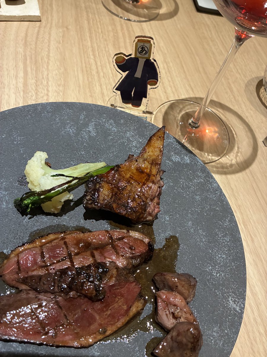 今日は冬の味覚パート2ってことで、ジビエをいただきました〜。