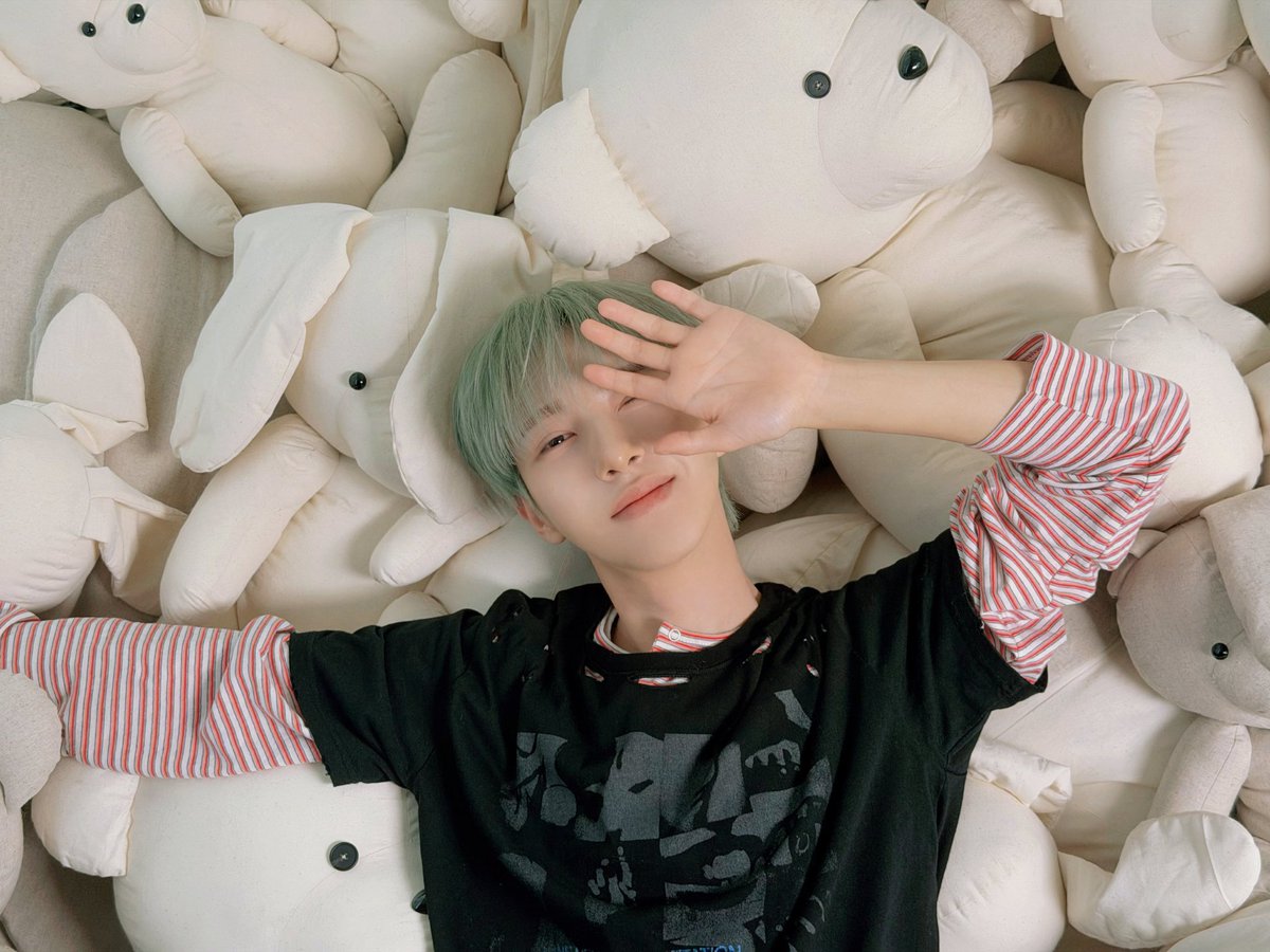 Renjun Pop Base tweet media