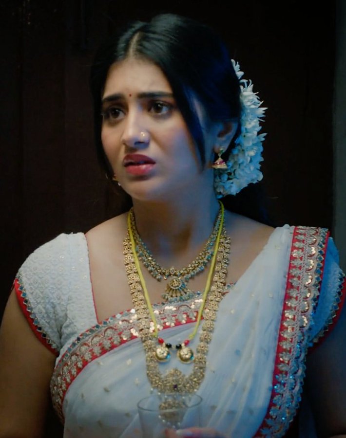 G8EIRngaIAA1zzl?format=jpg&name=900x900