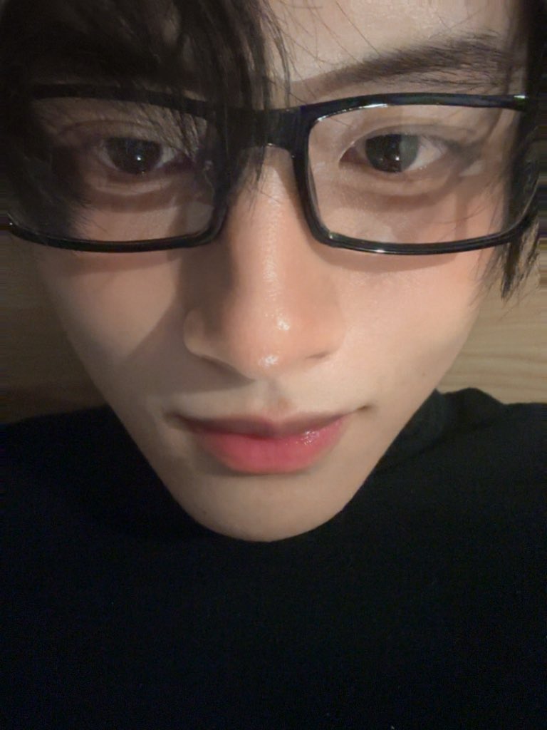 菠萝吹吹吹雪 tweet media