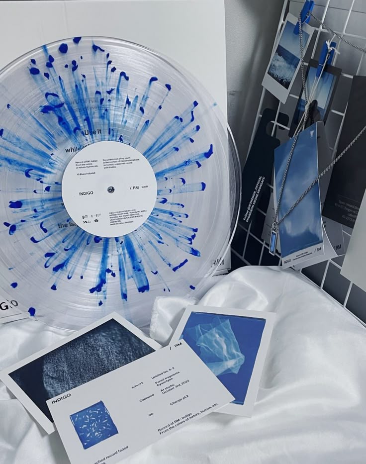 solmerv's tweet image. The Indigo vinyl is so breathtaking.