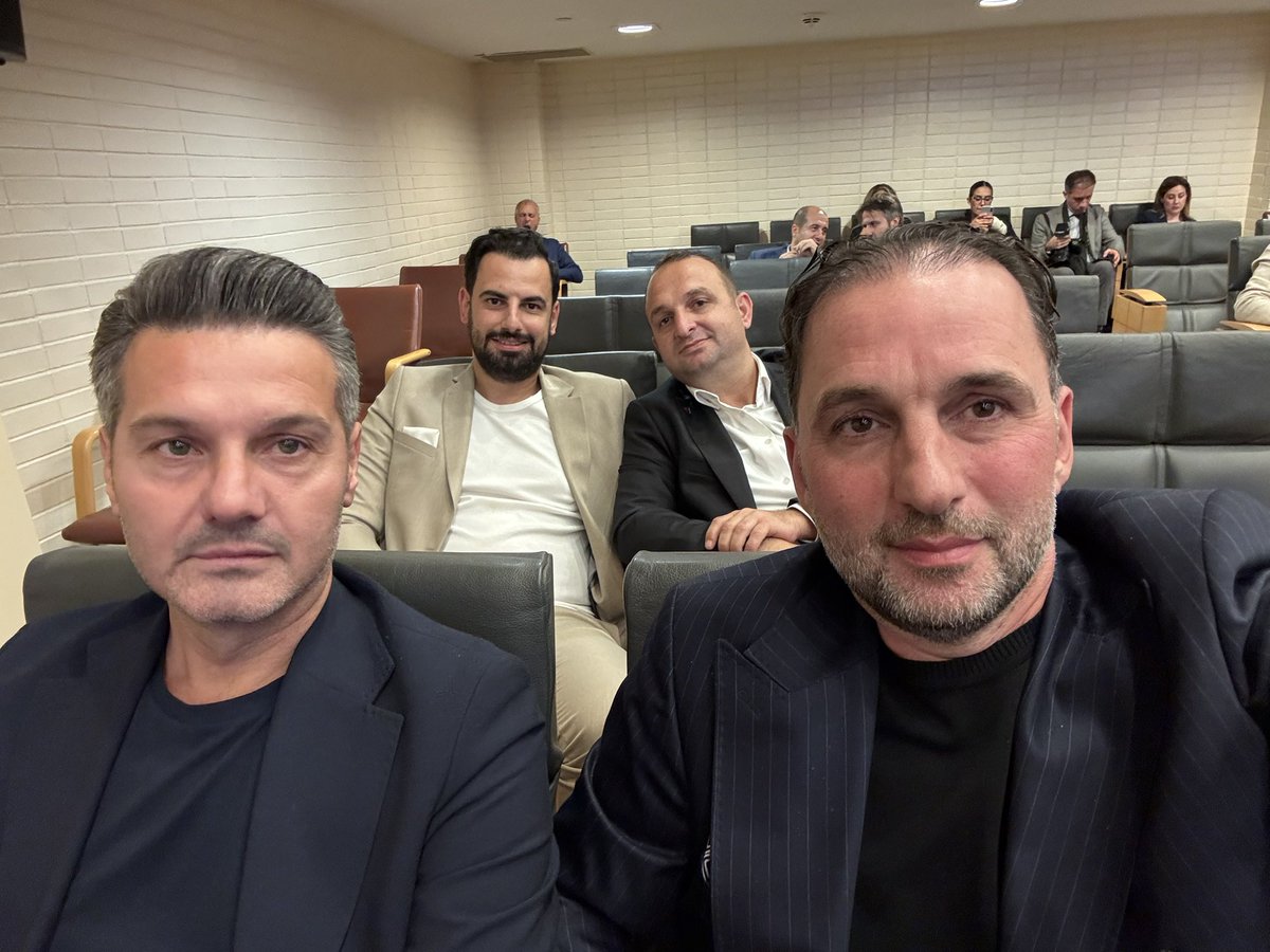 Çok değerli Dostumuz yol arkadaşımız 

<a href="/salihdursun2834/">Salih Dursun</a> özel güvenlik işverenleri sendika başkanı olarak üstelendiği bu önemli görevden dolayı tebrik ediyorum başarılar diliyorum 

Sektörümüze değer katacağına güçlü vizyonu ve tecrübesiyle önemli başarılara imza atacağına