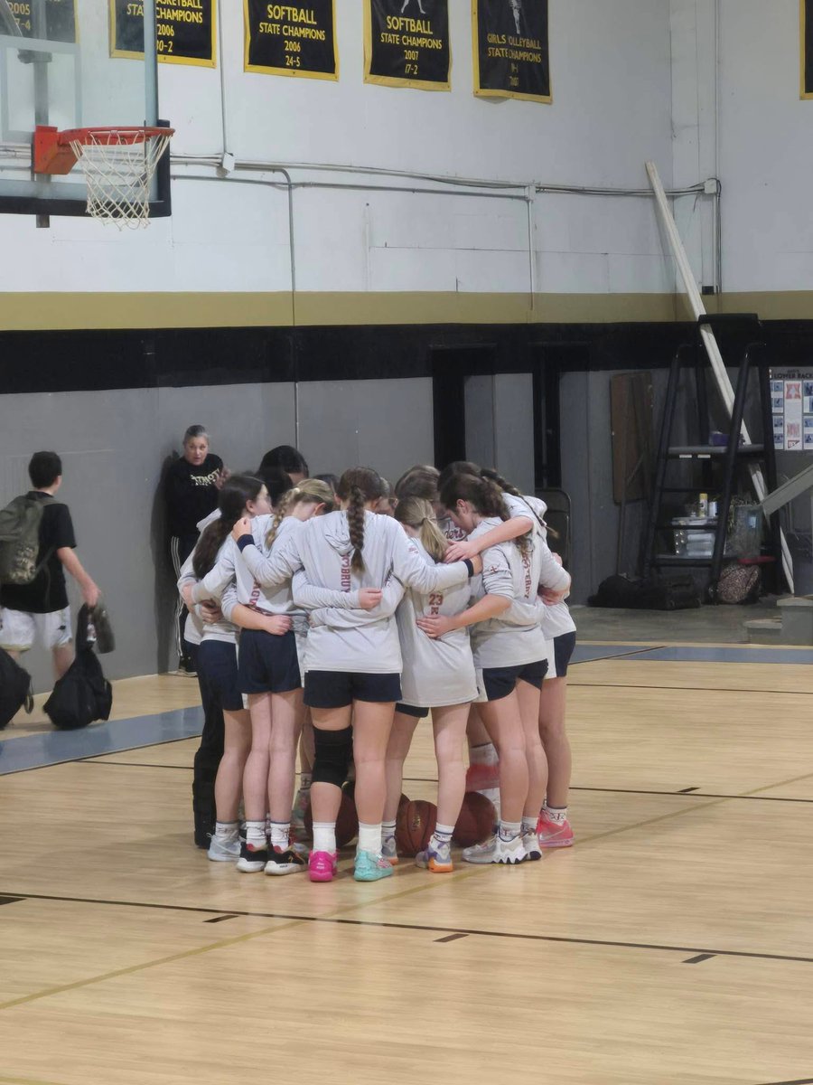 LALadyCrusaders's tweet photo. Lady Crusaders finish the week strong with a 19 point road win against rival Richard Winn and run their record to 7-1.   Defense has been strong and TNT has been on display.  Proud of this team and how they pull for each other!
🛡️⚔️🏀 https://t.co/Uq3J4TSjHs