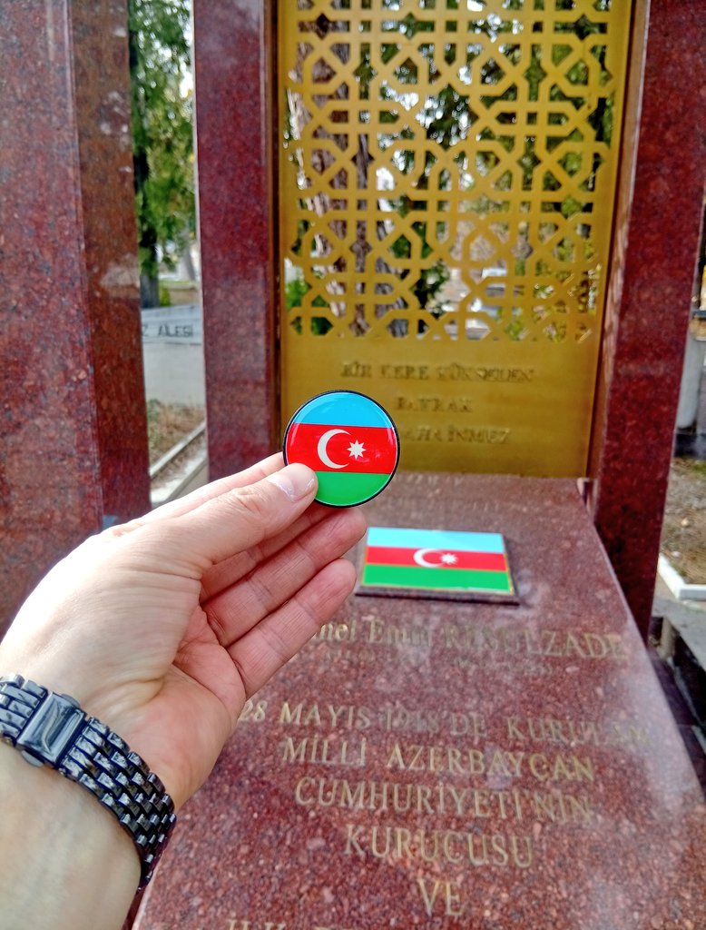 _turkcem_'s tweet photo. Hüzuruna en çox sevdiyinle geldim...

Qarşı dağdan esib gelen
Yelim xoş geldin, xoş geldin
Gelmisen qoy qem sevinci
Bölüm xoş geldin, xoş geldin

Vaxtında gelmir gözlenen
Derdimdir bele sözlenen
İçimde koru közlenen
Külüm xoş geldin xoş geldin...

#Resulzade
#Ankara https://t.co/lNRhZ016xn