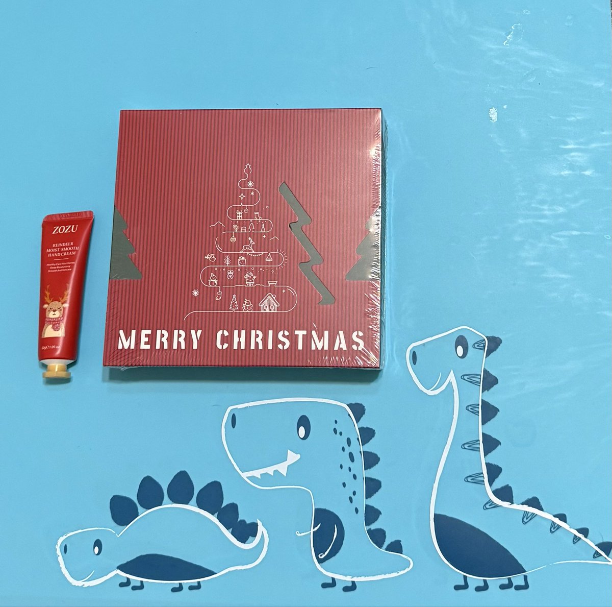 今年的交換禮物🎁
很開心認識滿多新朋友
#賓士中成店